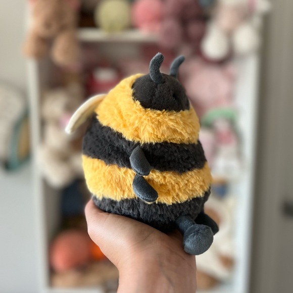 Jellycat Albee Bee - Authentic & BNWT 🐝 LAST ONE AVAILABLE - Picture 2 of 6
